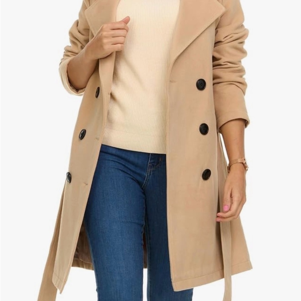 Steve Madden Beige Trench Coat with Black Buttons